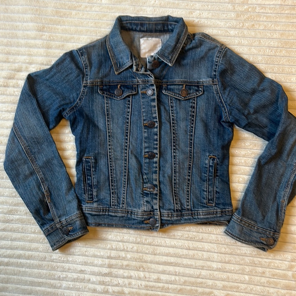 Girls Old Navy jean jacket